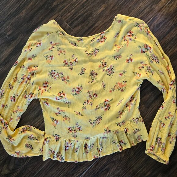 HIPPIE ROSE Bohemian/Hippie/70s Style Waist Length Yellow Floral Blouse SIZE S - Picture 6 of 6